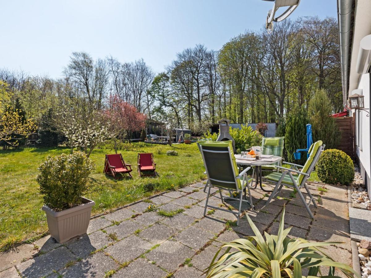 Elegant Apartment With Garden In Gingst Extérieur photo